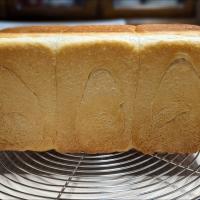よーやく、まぁまぁ角食パン